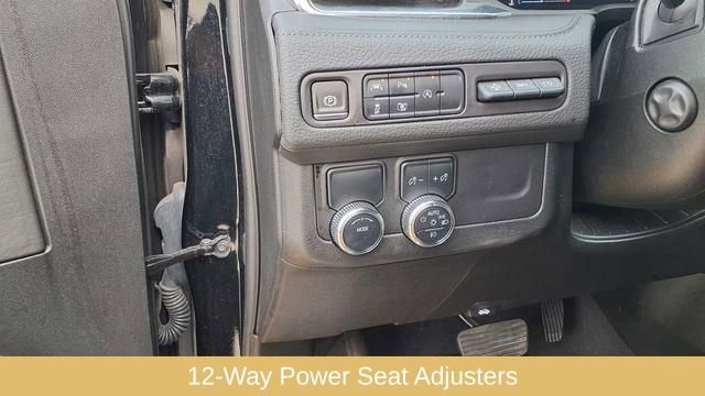 Used 2024 GMC Yukon XL Denali image 32