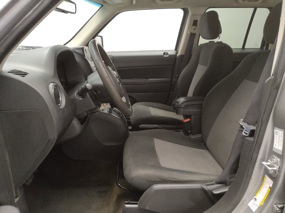 Used 2017 Jeep Patriot Sport w/ Power Value Group image 17