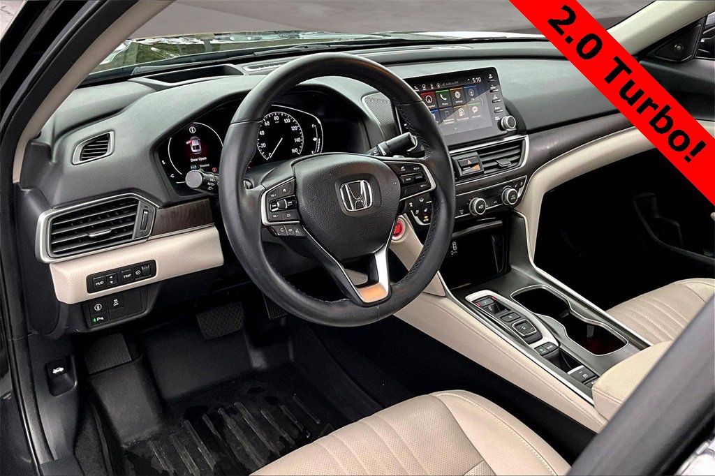 Used 2018 Honda Accord Touring image 14