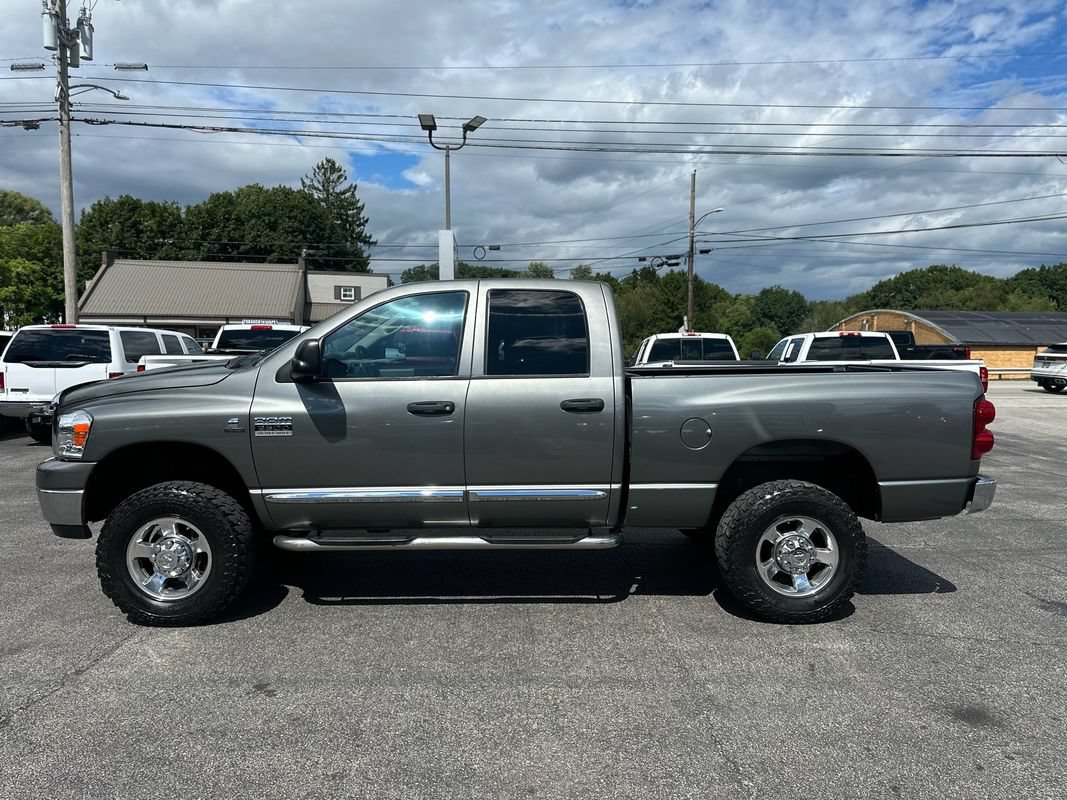 Used 2008 Dodge Ram 2500 Truck SLT w/ Popular Equipment Group AWD/4WD image 2