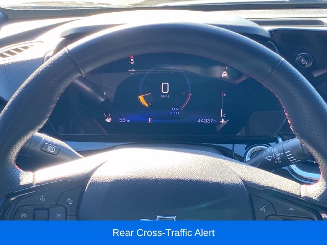 Certified 2025 Chevrolet Trax RS w/ Sunroof Package FWD image 9