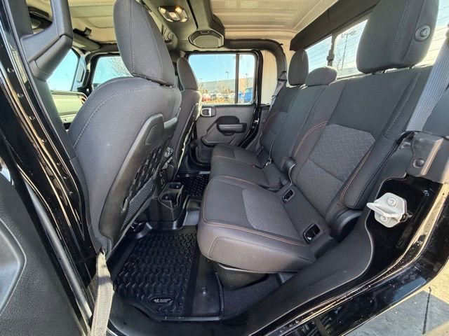 Used 2023 Jeep Gladiator Mojave w/ Cold Weather Group image 25