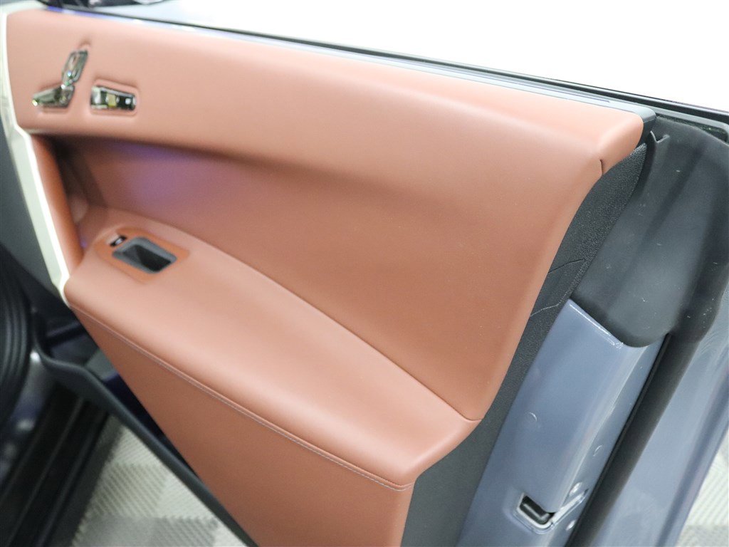 Used 2023 BMW iX M60 w/ Executive Package AWD/4WD image 39