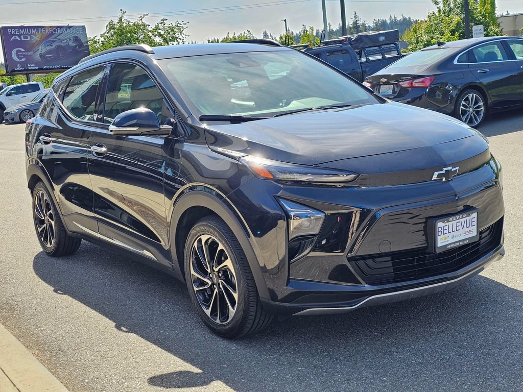 Used 2022 Chevrolet Bolt EUV Premier FWD image 7