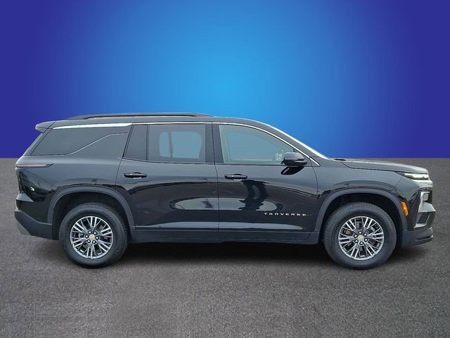 Certified 2025 Chevrolet Traverse LT image 4