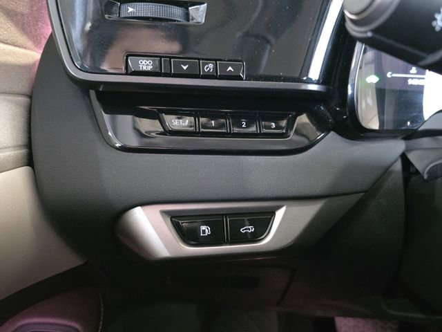 Used 2025 Lexus RX 350 w/ Convenience Package image 25