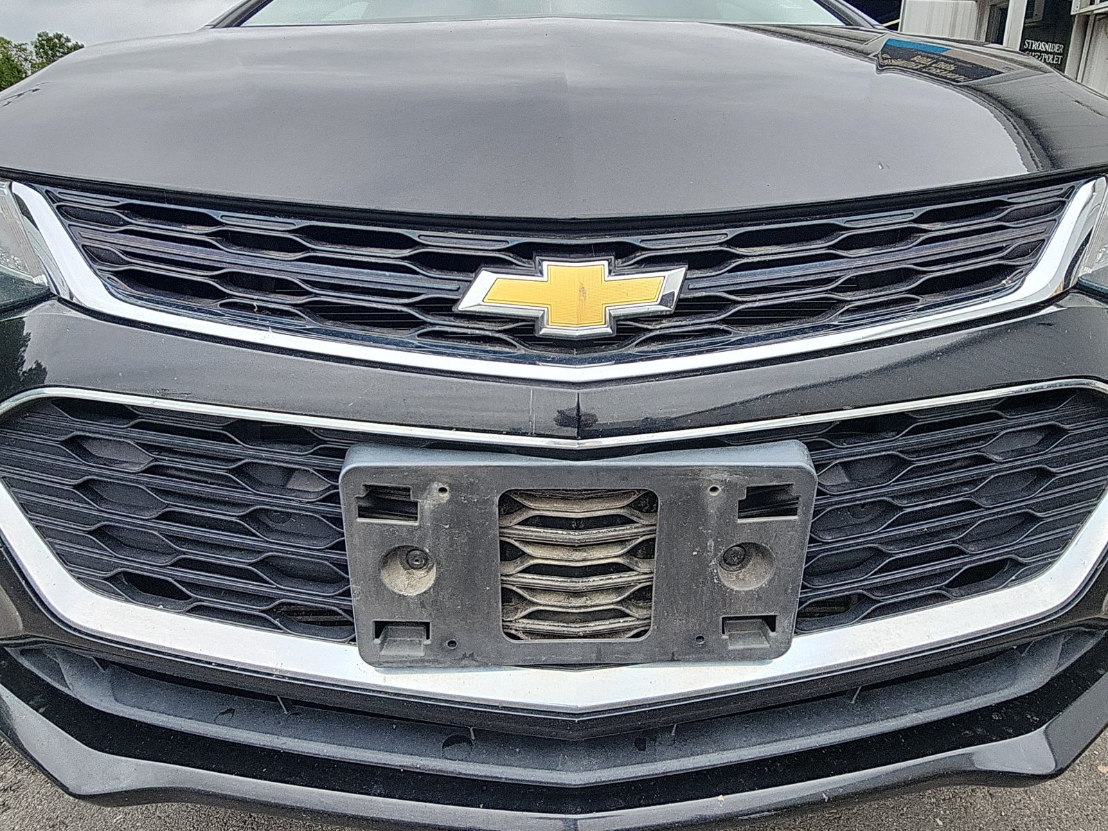 Used 2017 Chevrolet Cruze LT w/ Convenience Package FWD image 11