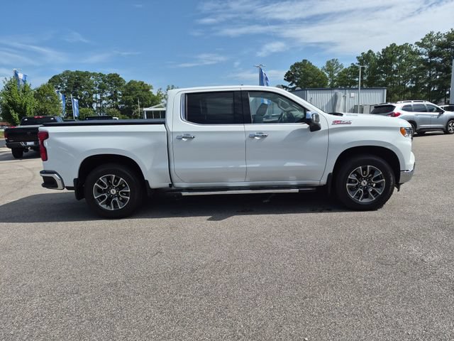 Used 2025 Chevrolet Silverado 1500 LTZ w/ LTZ Premium Package AWD/4WD image 2