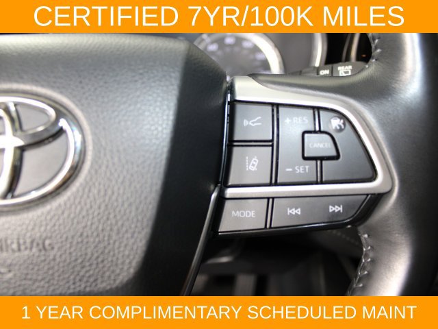 Used 2023 Toyota Highlander XLE AWD/4WD image 24