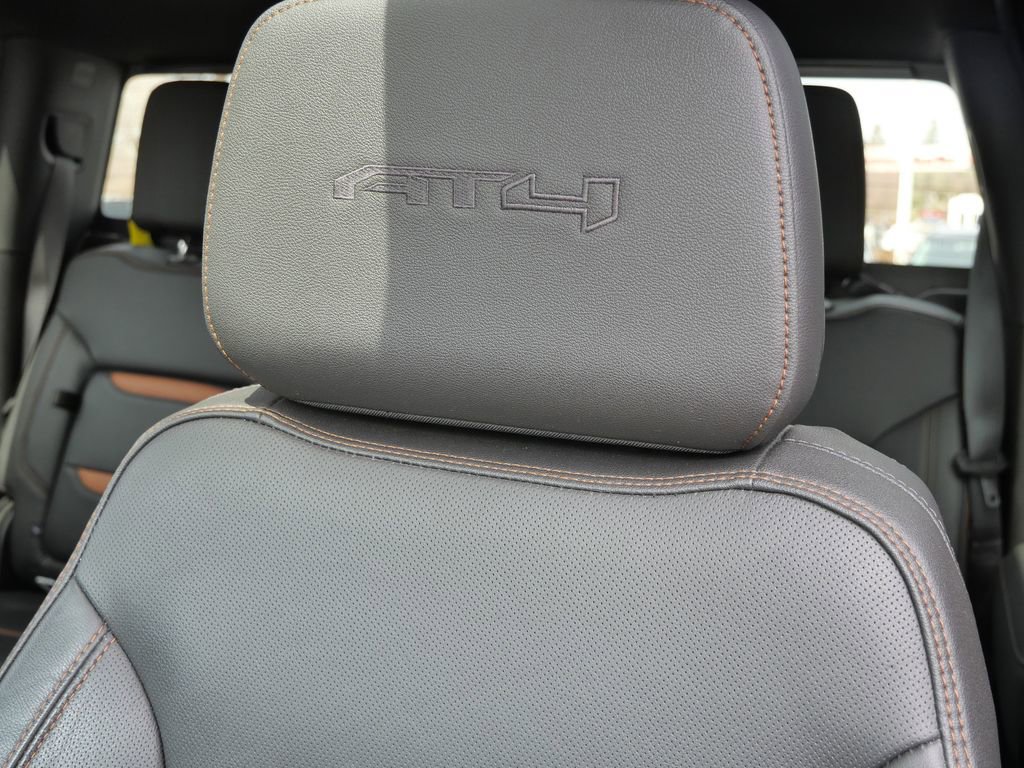 Used 2023 GMC Sierra 2500 AT4 w/ AT4 Premium Plus Package image 38