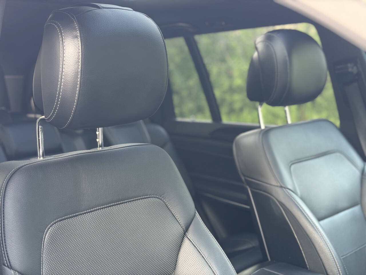 Used 2019 Mercedes-Benz GLS 550 4MATIC w/ Driver Assistance Package image 18