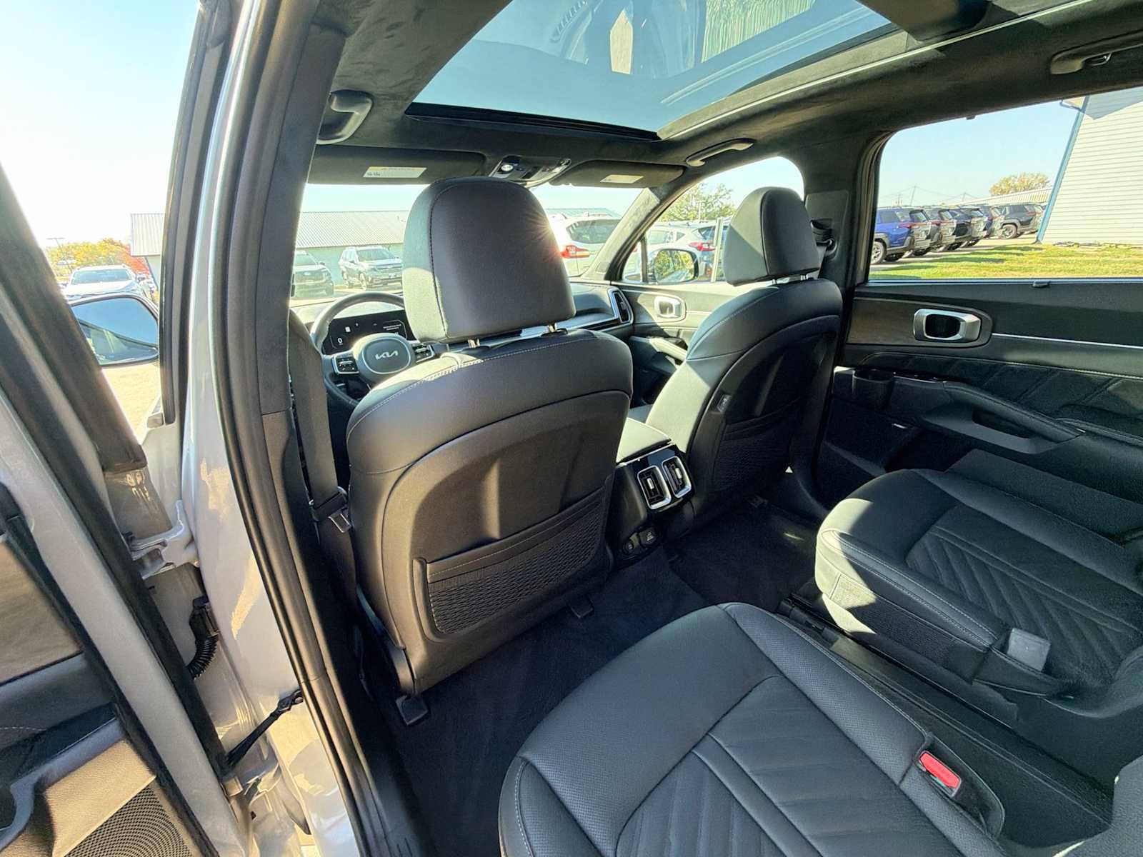 Used 2025 Kia Sorento SX Prestige AWD/4WD image 15