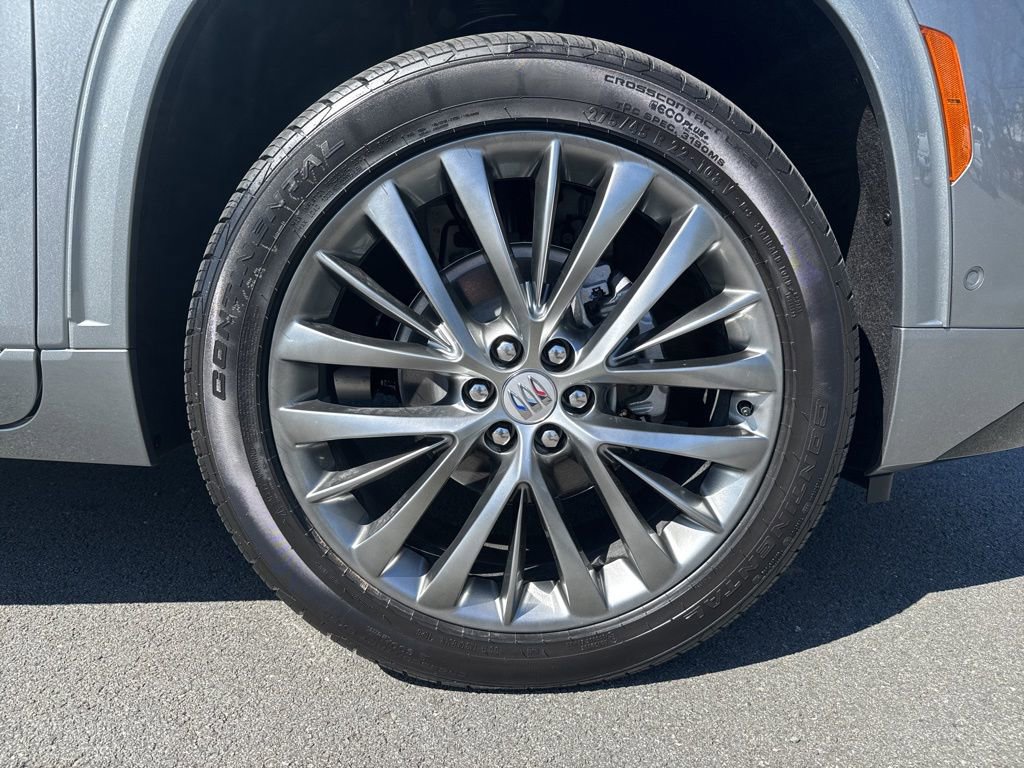 New 2026 Buick Enclave Avenir w/ Super Cruise Package AWD/4WD image 9