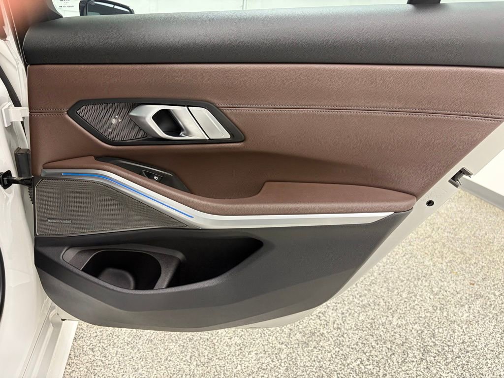 Used 2021 BMW 330e xDrive w/ Executive Package image 44