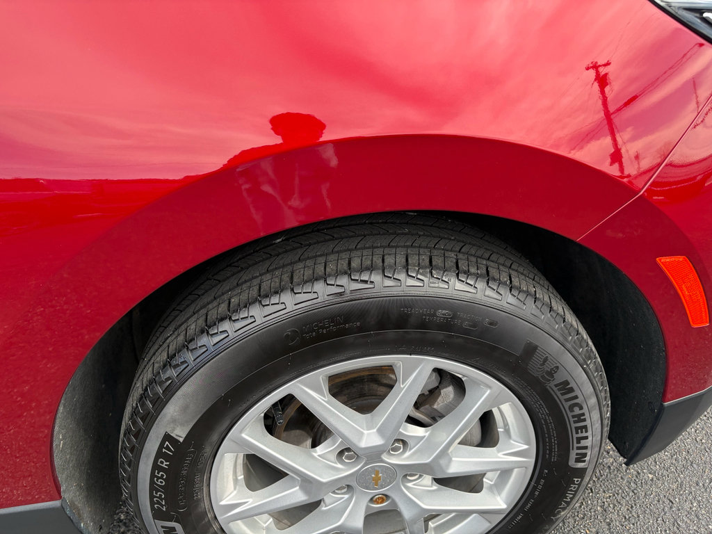 Used 2024 Chevrolet Equinox LT w/ LPO, Floor Liner Package image 6