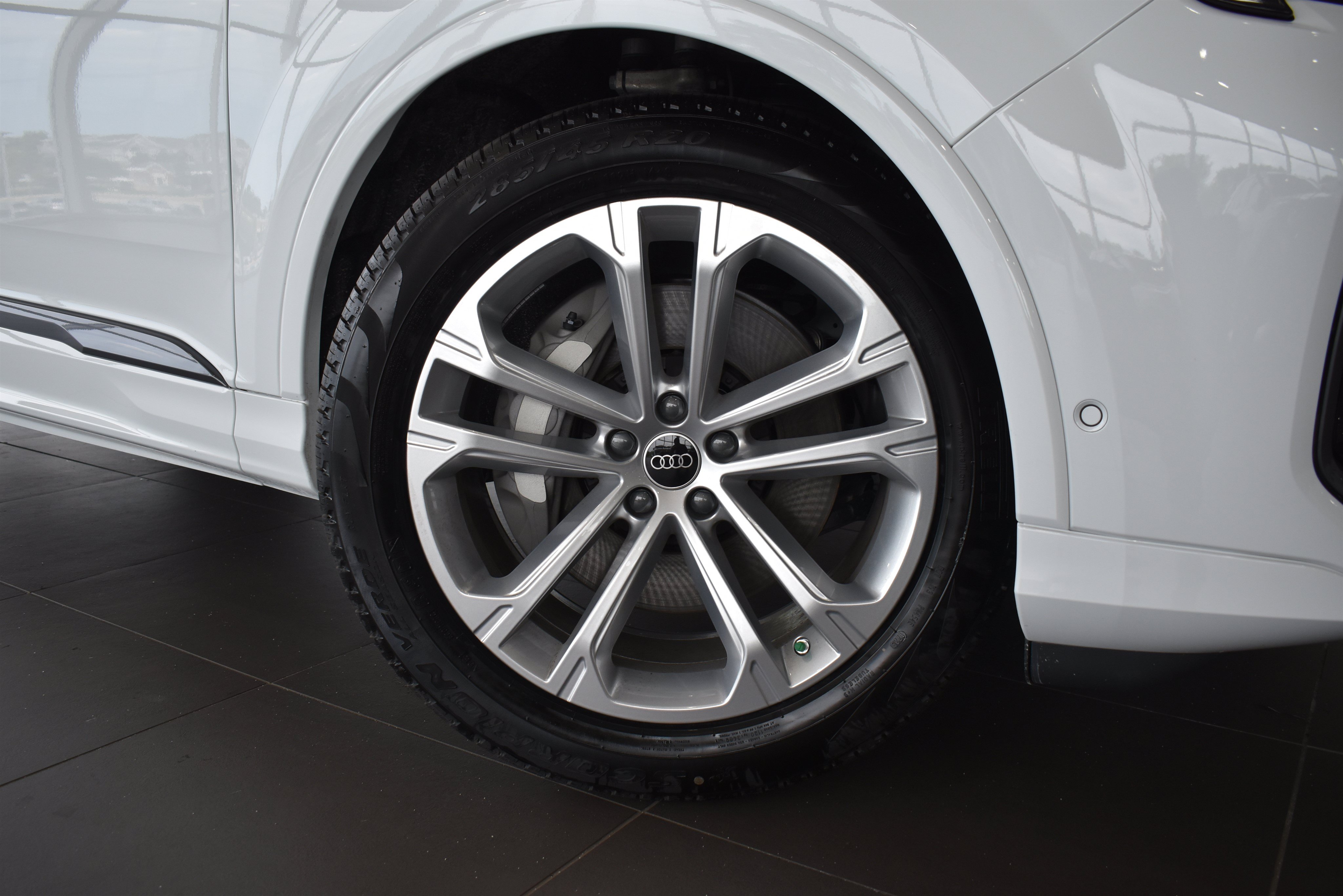 New 2026 Audi Q7 3.0T Prestige AWD/4WD image 2