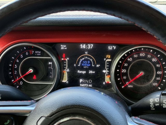 Used 2018 Jeep Wrangler Unlimited Rubicon w/ Dual Top Group AWD/4WD image 24