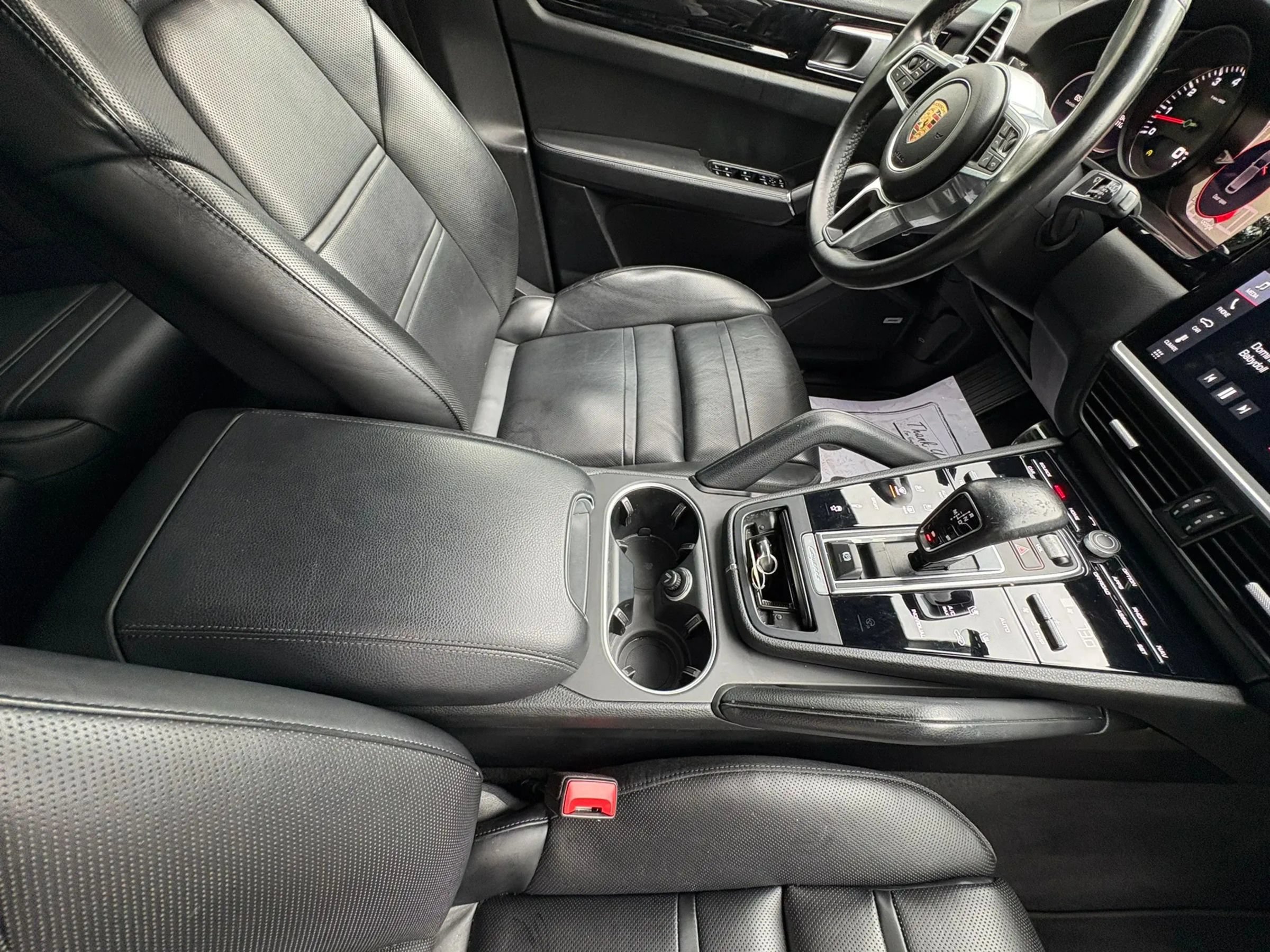 Used 2021 Porsche Cayenne S AWD/4WD image 9