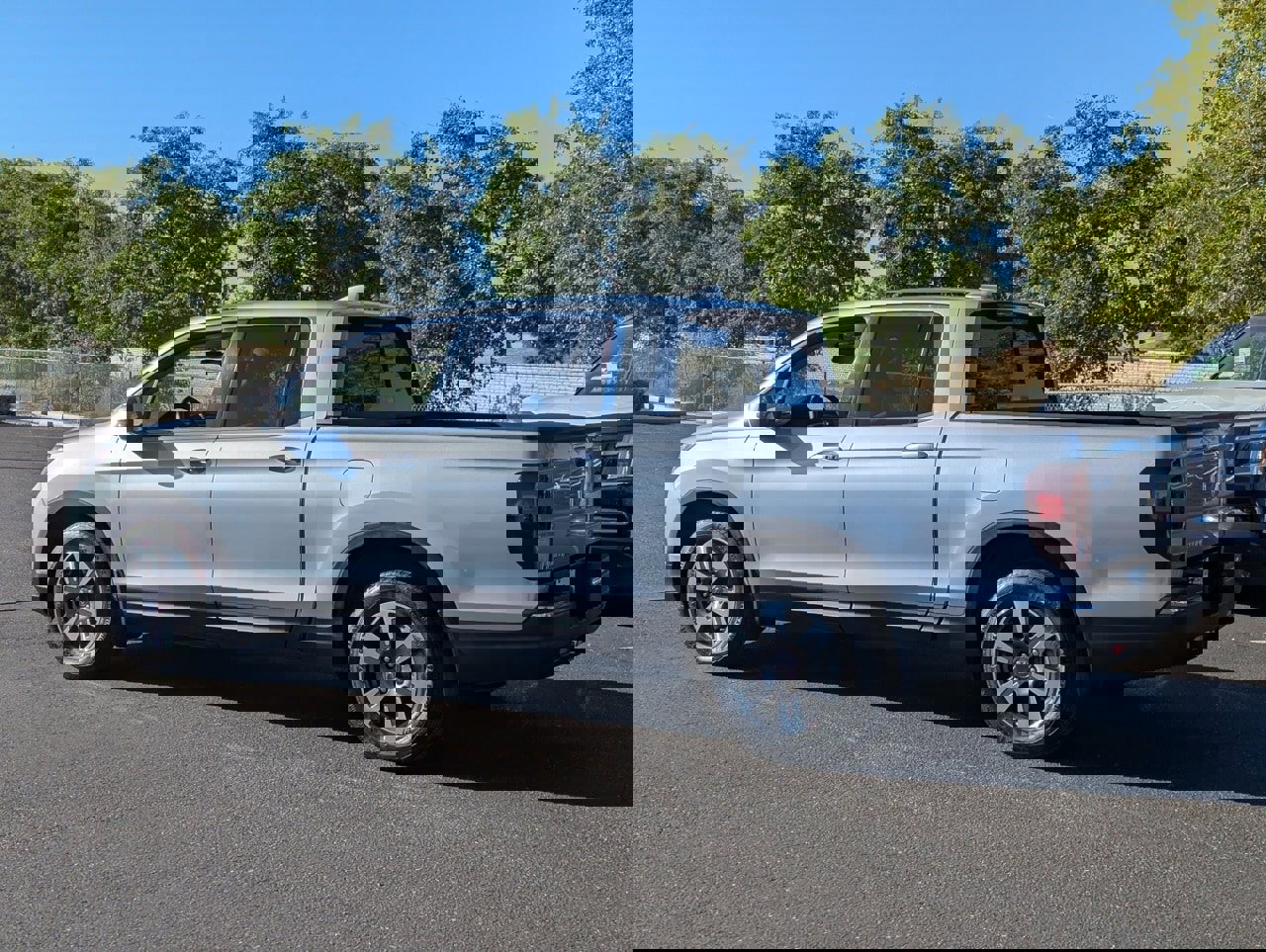 Used 2019 Honda Ridgeline RTL image 4