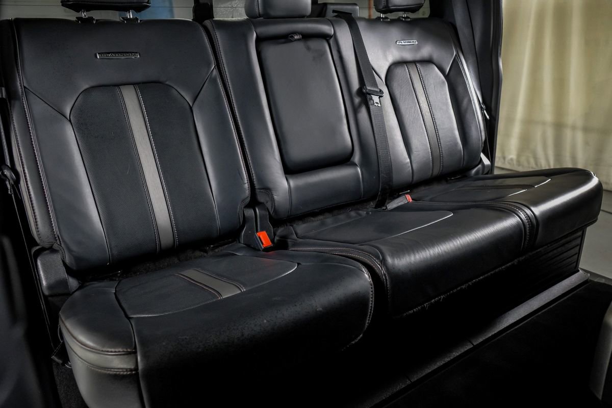 Used 2022 Ford F250 Platinum w/ FX4 Off-Road Package image 30