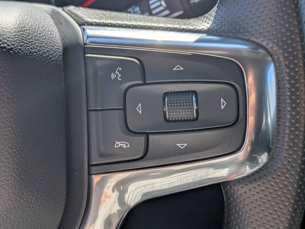 Used 2025 Chevrolet Blazer LT AWD/4WD image 20