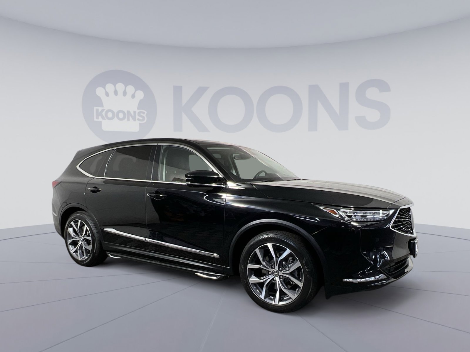 Used 2023 Acura MDX SH-AWD w/ Technology Package image 2