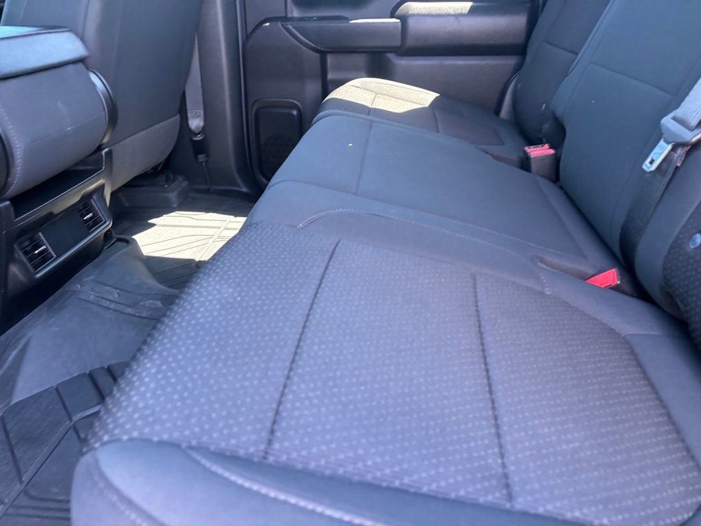 Used 2022 Chevrolet Silverado 2500 Custom w/ Custom Value Package image 23