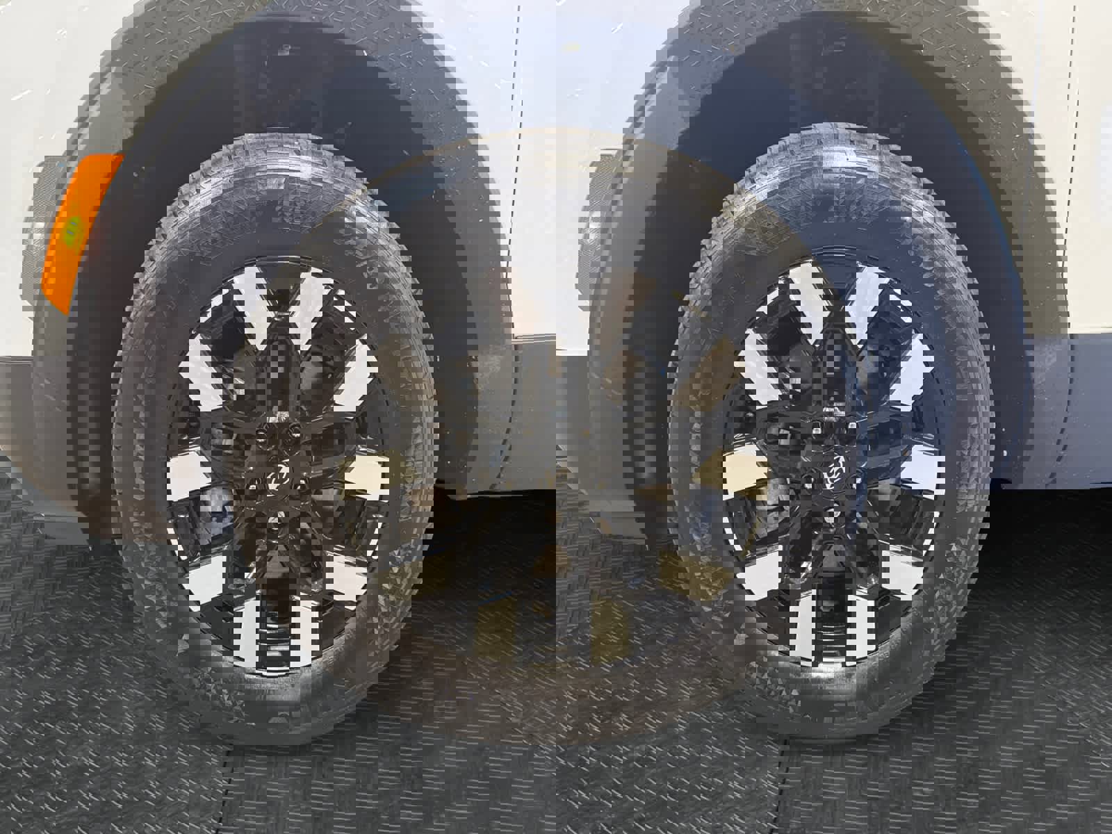 Used 2025 Hyundai Santa Cruz SEL image 15