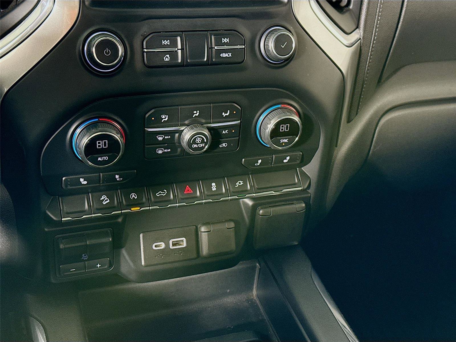 Used 2020 Chevrolet Silverado 1500 LT Trail Boss image 9