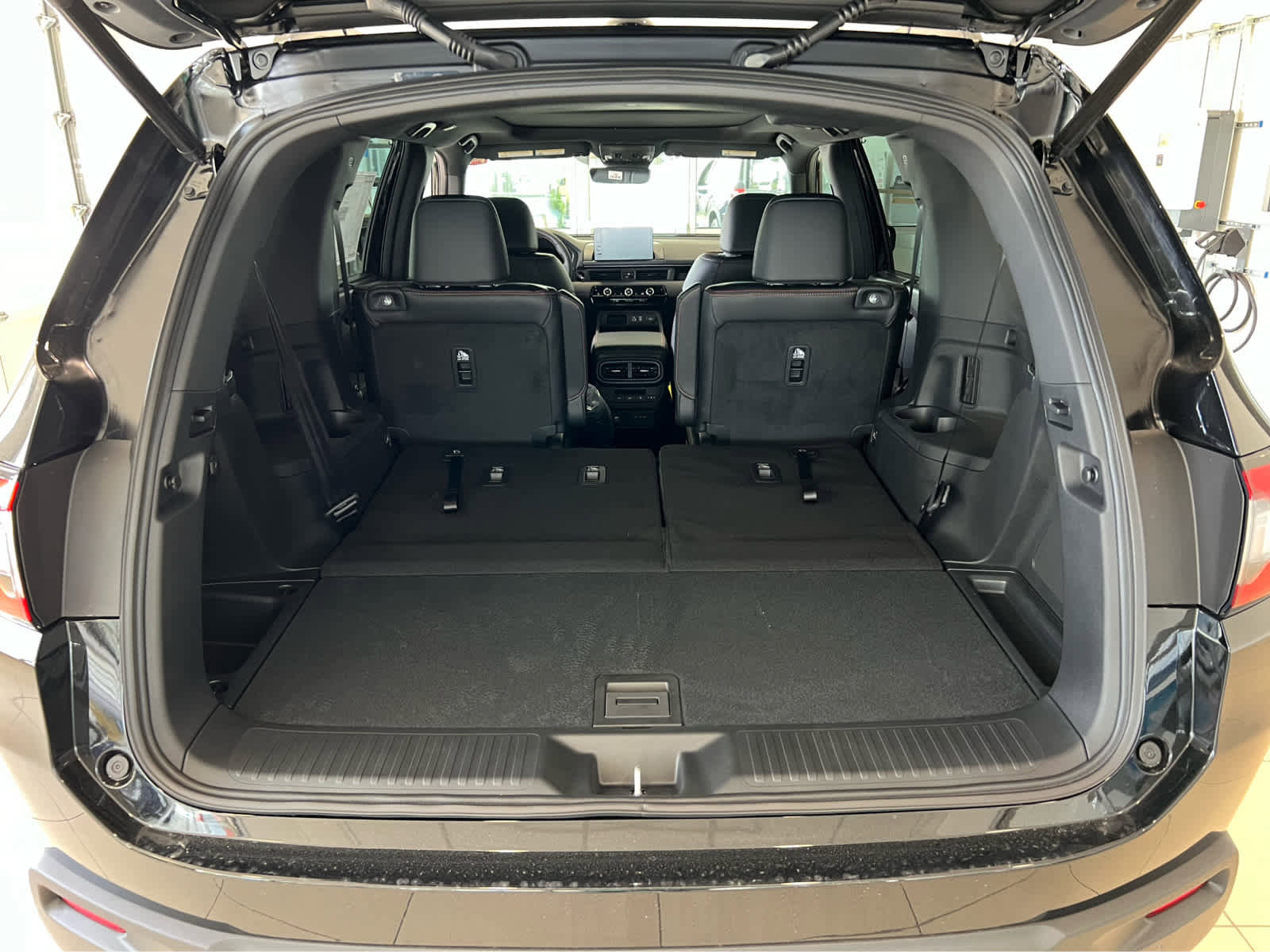 New 2025 Honda Pilot TrailSport image 10