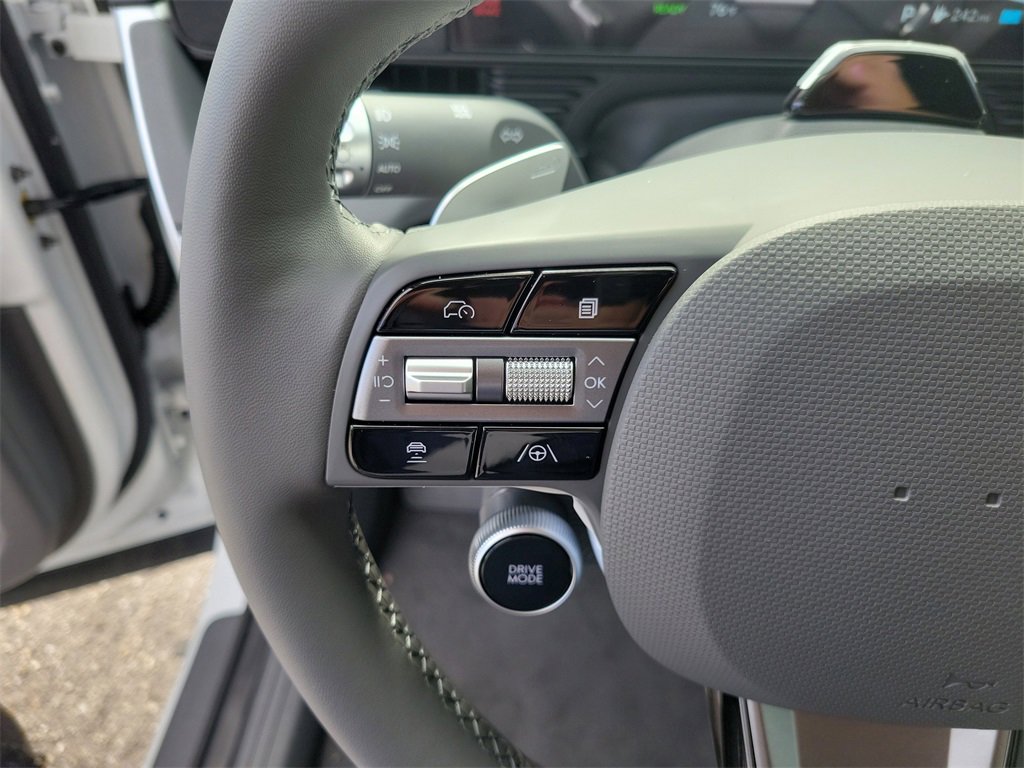 New 2025 Hyundai Ioniq 5 SEL image 26