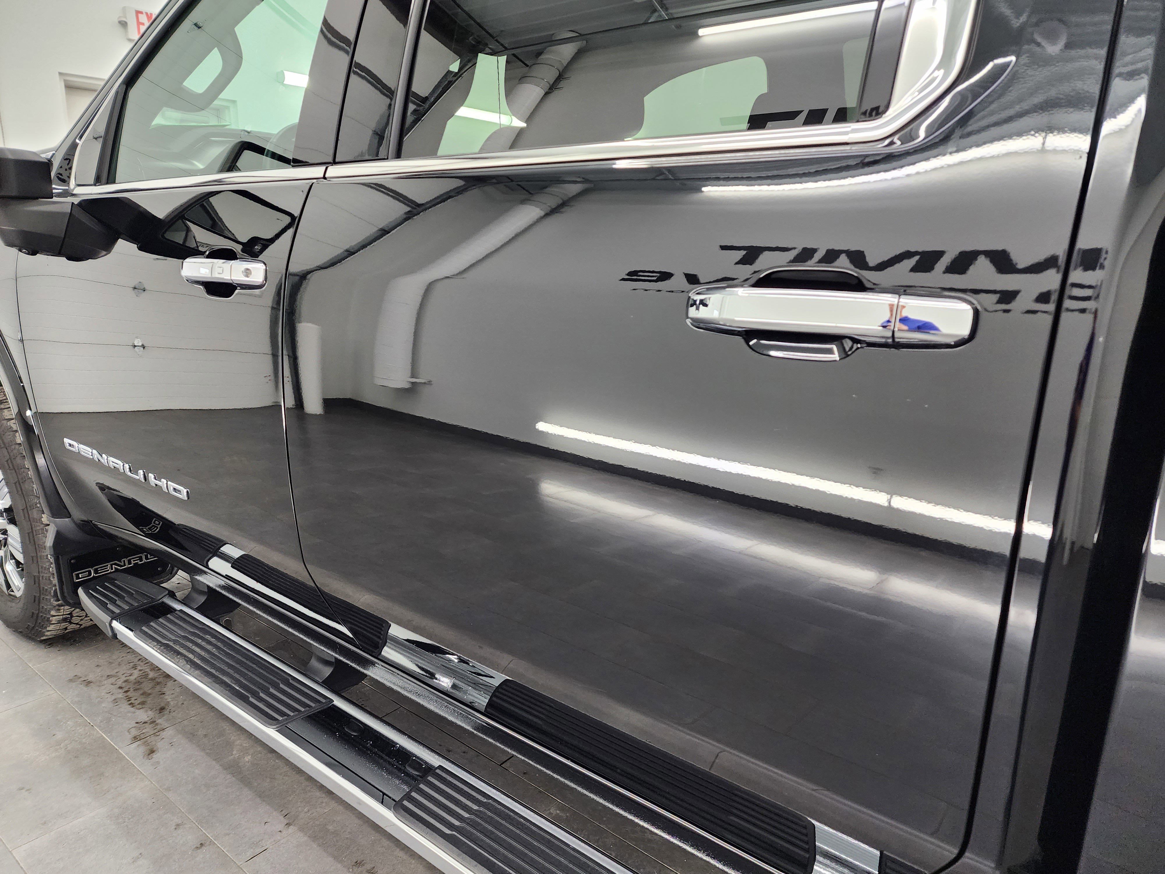 Used 2024 GMC Sierra 2500 Denali w/ Denali Reserve Package image 38