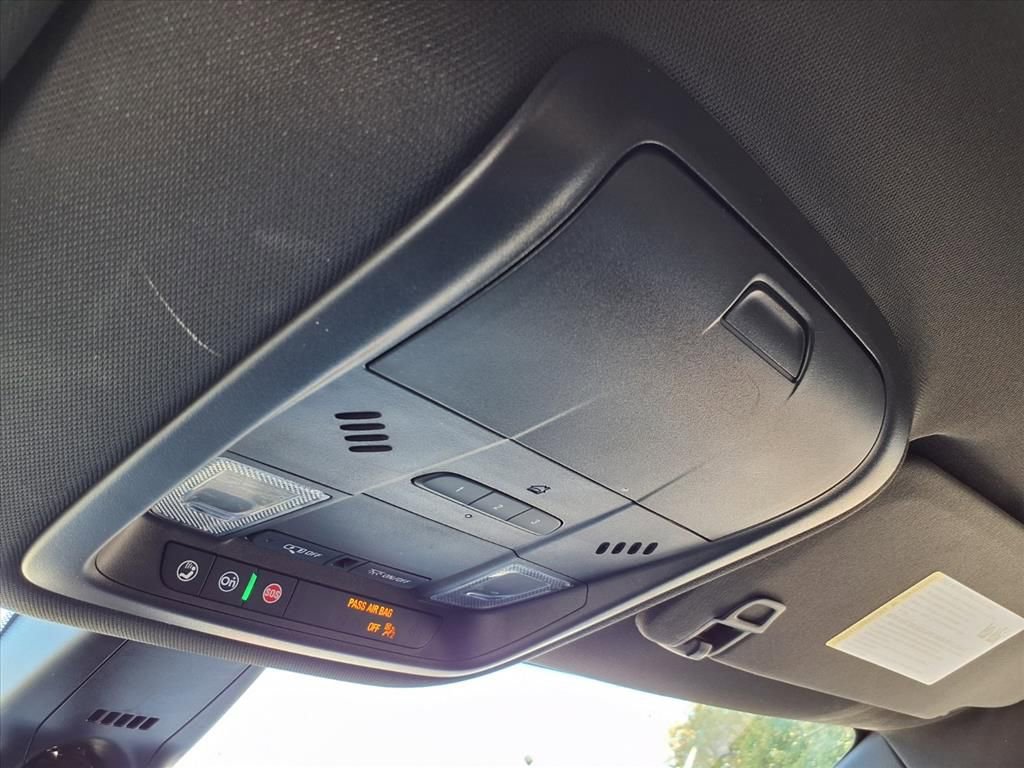 Used 2024 Buick Enclave Premium image 23