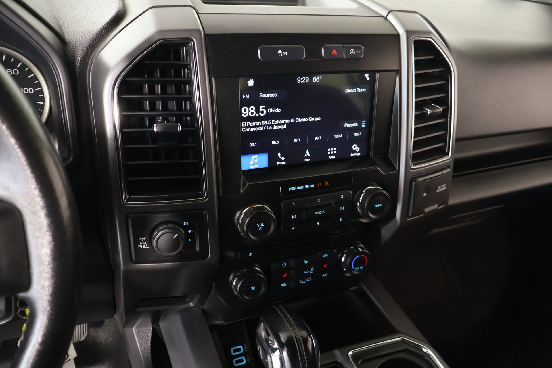 Used 2018 Ford F150 XLT w/ Equipment Group 302A Luxury AWD/4WD image 5