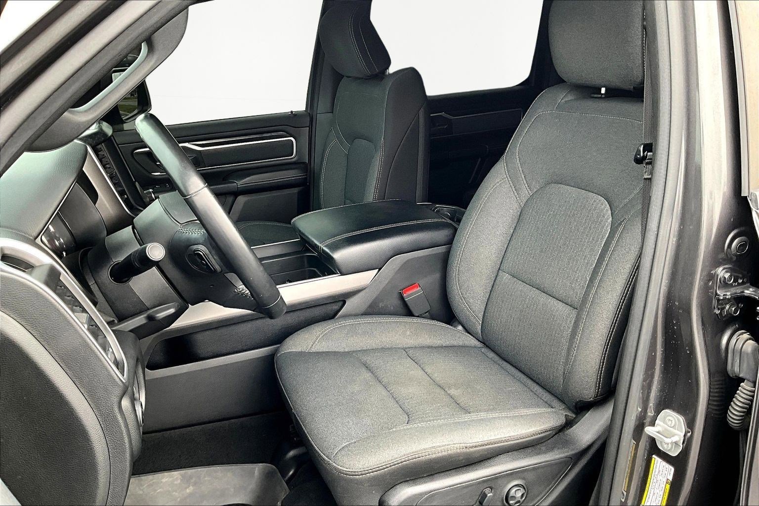 Used 2020 RAM 1500 Big Horn AWD/4WD image 22