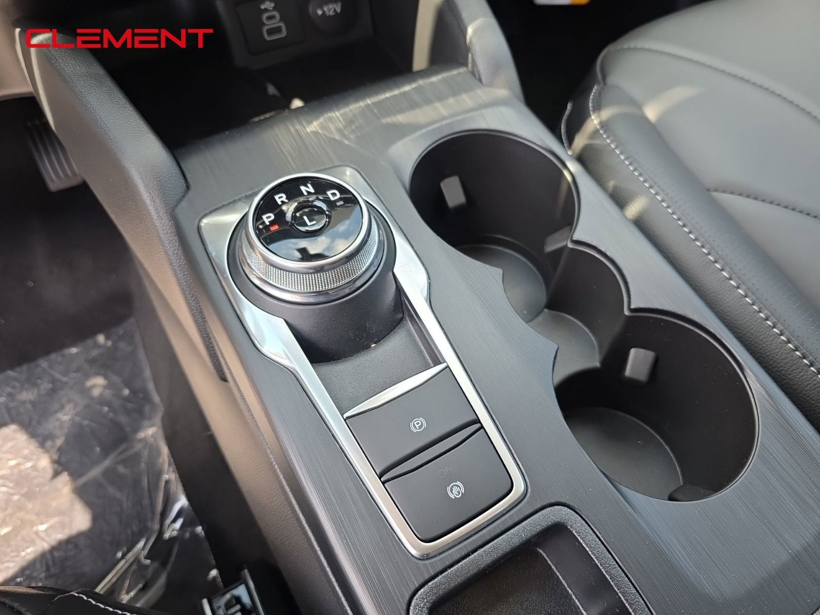 New 2025 Ford Escape SE w/ PHEV Premium Package image 20