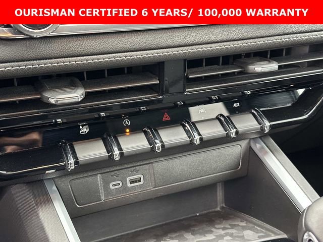 Certified 2023 Chevrolet Colorado LT w/ LT Convenience Package III AWD/4WD image 27