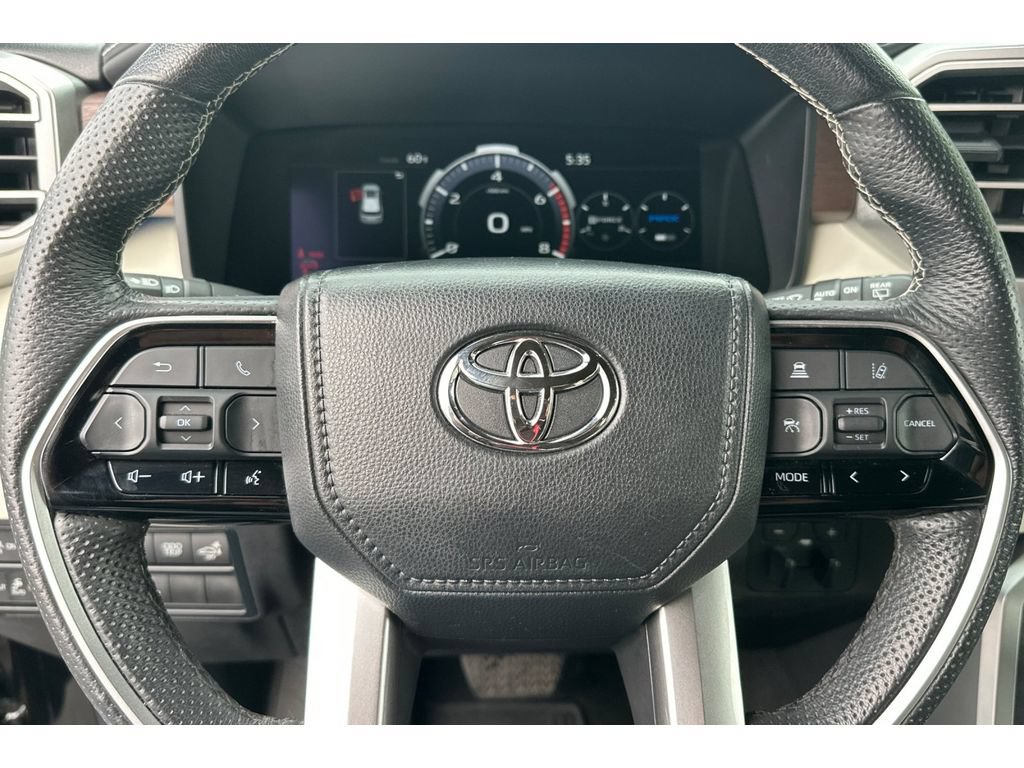 Used 2024 Toyota Sequoia Capstone AWD/4WD image 28