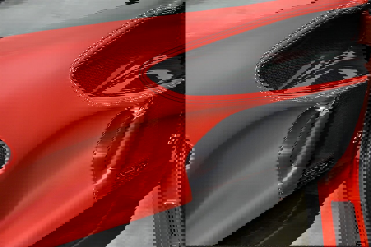 Used 2023 Ferrari SF90 Stradale image 19