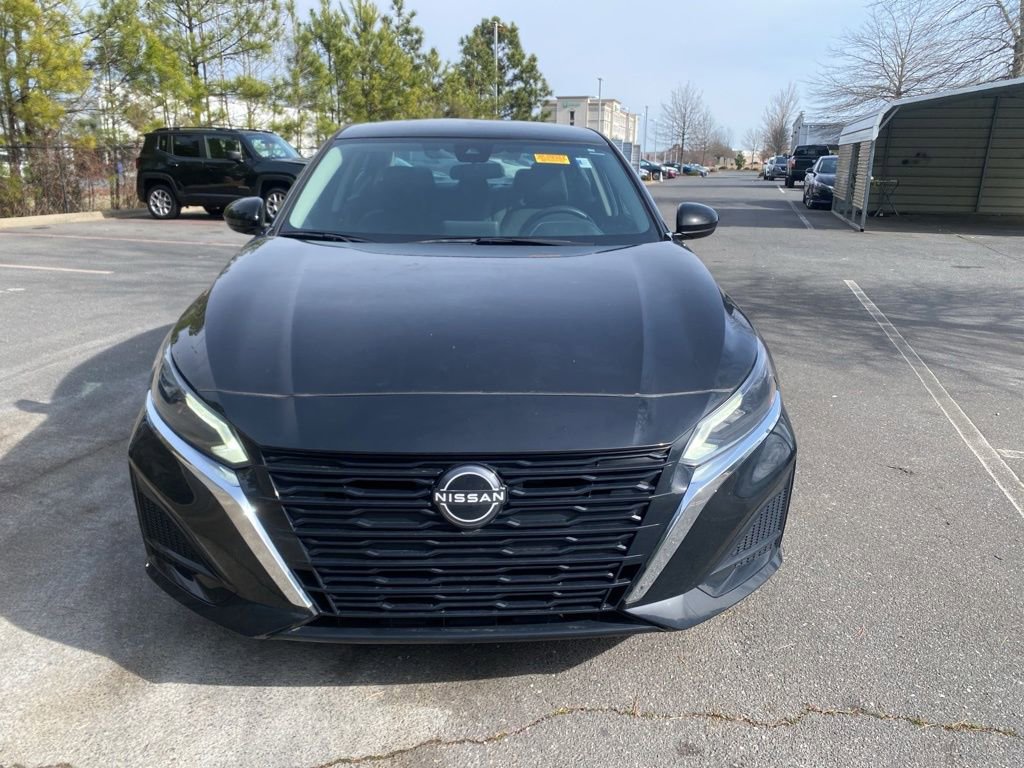 Used 2023 Nissan Altima 2.5 SV image 8