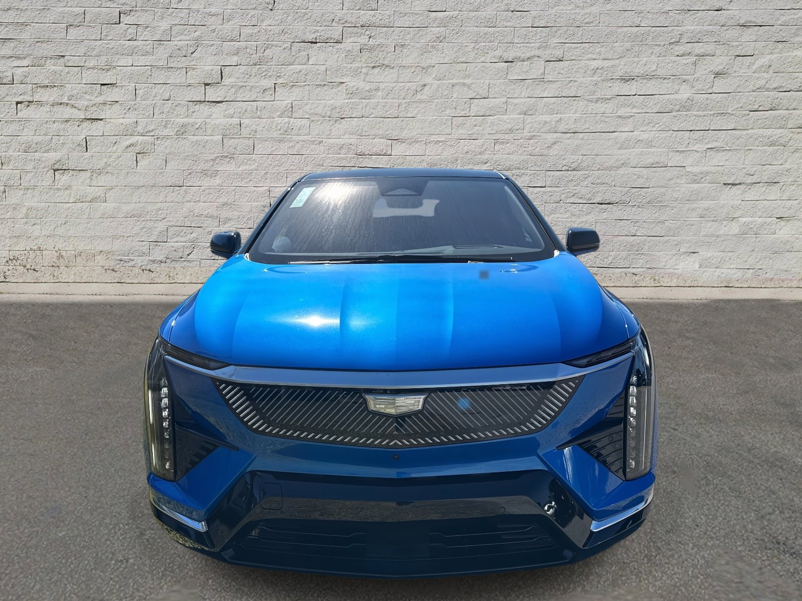 New 2026 Cadillac Optiq Luxury 2 image 7