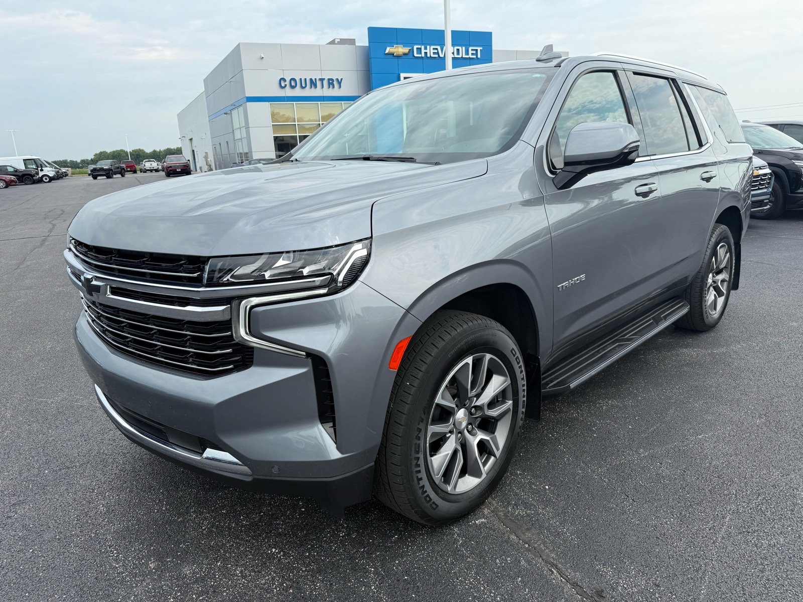 Used 2022 Chevrolet Tahoe LT w/ LT Signature Plus Package AWD/4WD image 9