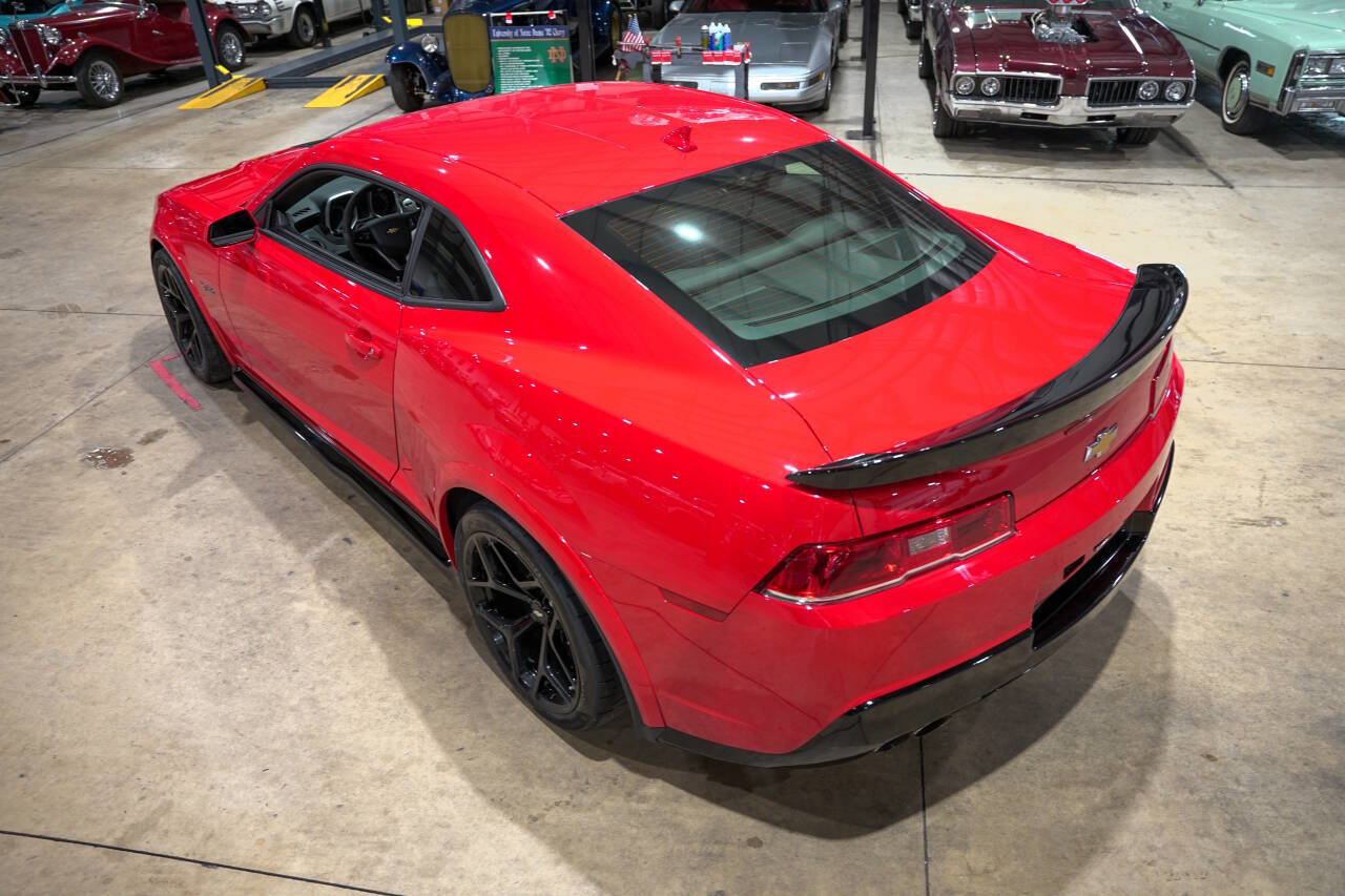 Used 2014 Chevrolet Camaro Z/28 RWD image 16