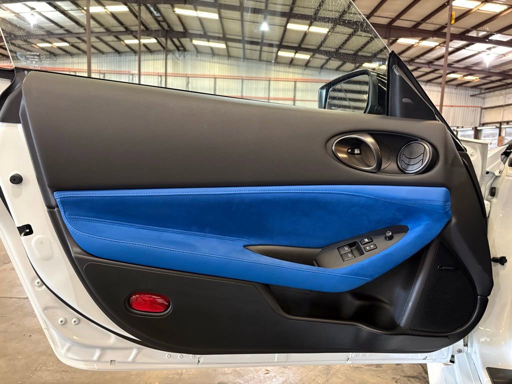 Used 2024 Nissan Z Performance w/ Floor Mat Package image 21