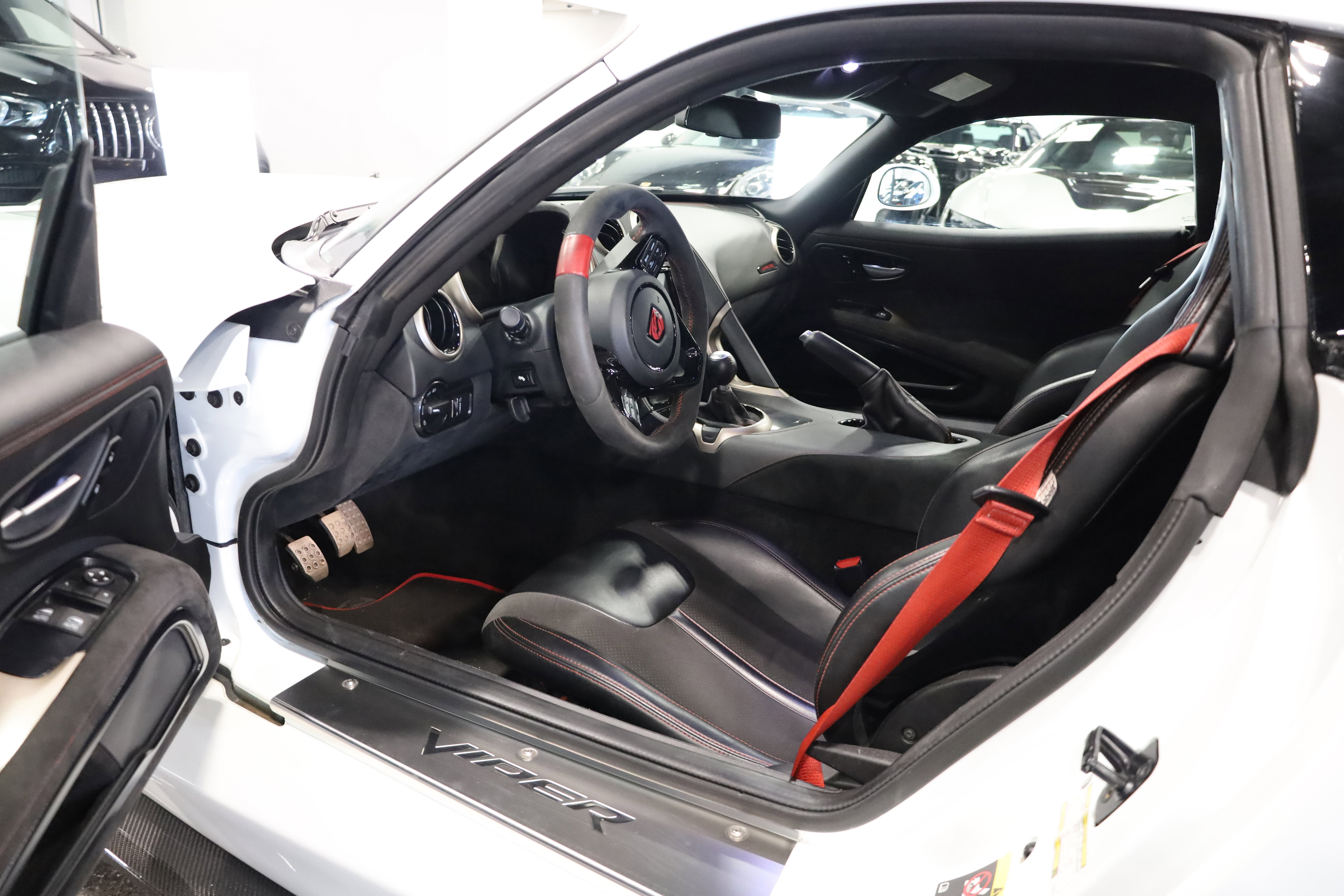 Used 2017 Dodge Viper ACR w/ Extreme Aero Package image 15