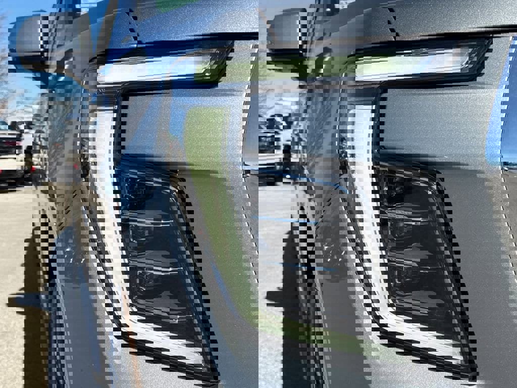 New 2026 GMC Yukon Elevation w/ LPO, Floor Liner Package image 11