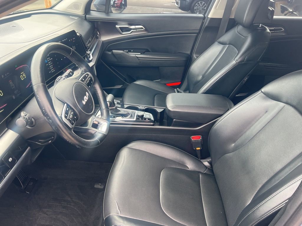 Used 2023 Kia Sportage EX image 4