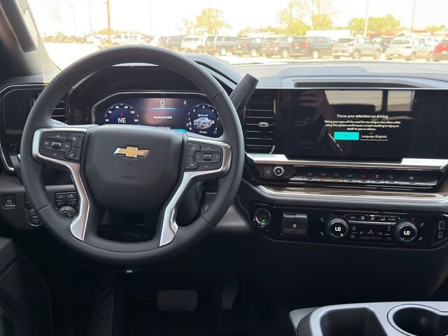 New 2026 Chevrolet Silverado 1500 LT w/ Z71 Off-Road Package AWD/4WD image 29