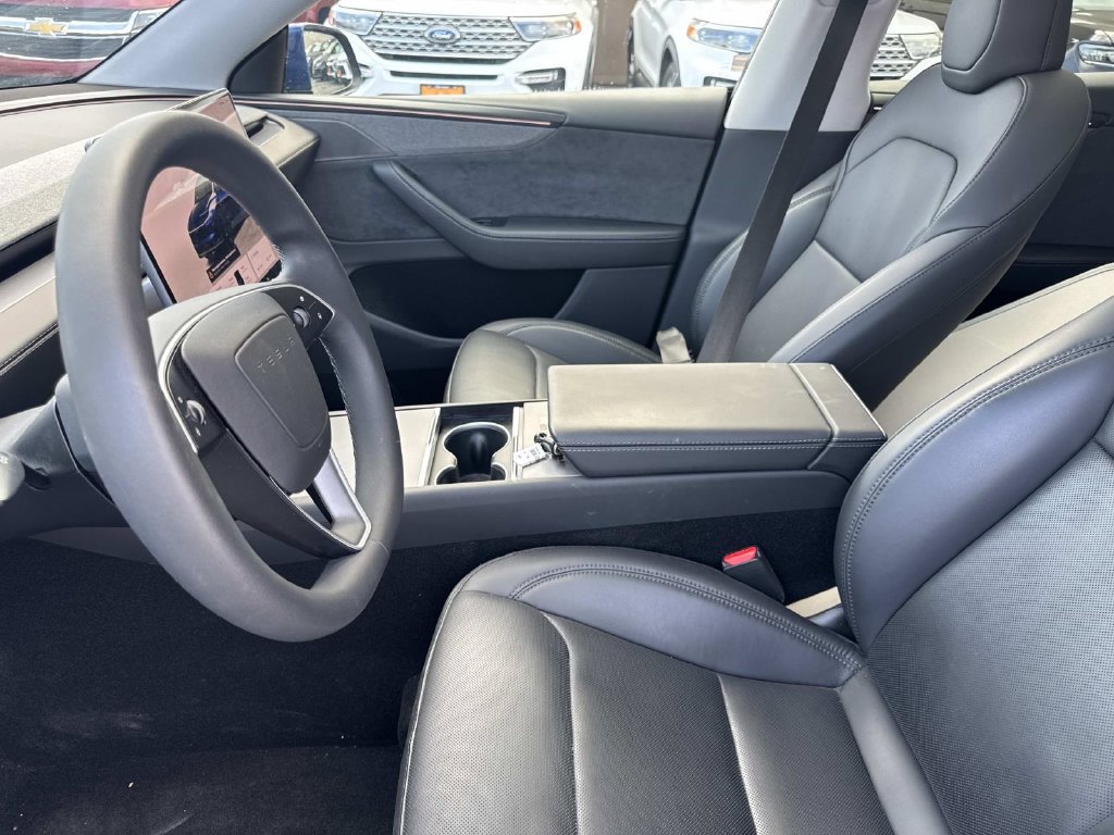 Used 2026 Tesla Model Y AWD image 14