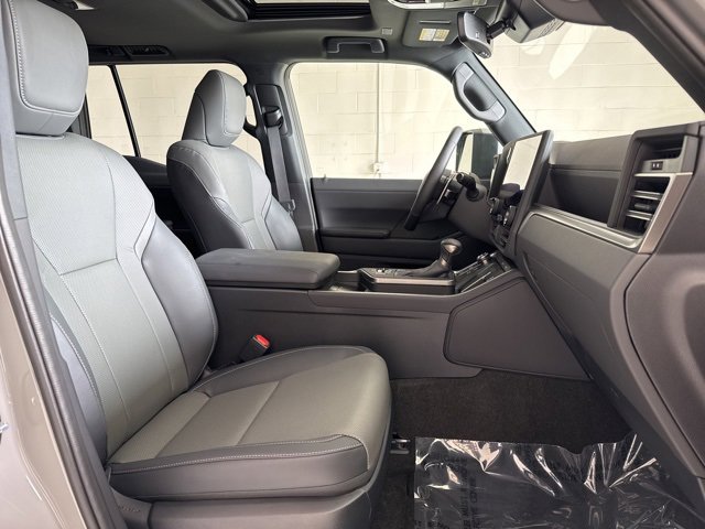 Used 2025 Lexus GX 550 w/ Cold Area Package image 56